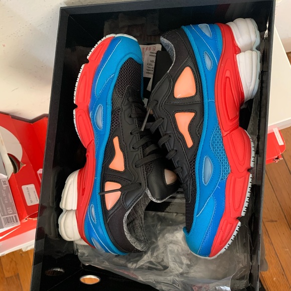 Raf Simons - Picture 2 of 3